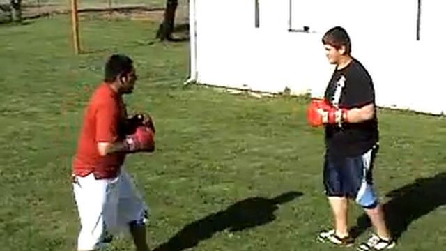 Backyard Boxin 1 смотреть онлайн