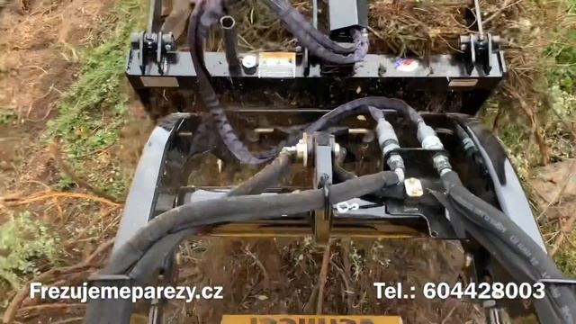 Likvidace parezů a úklid klestu nakladacem Vermeer 450tx смотреть онлайн