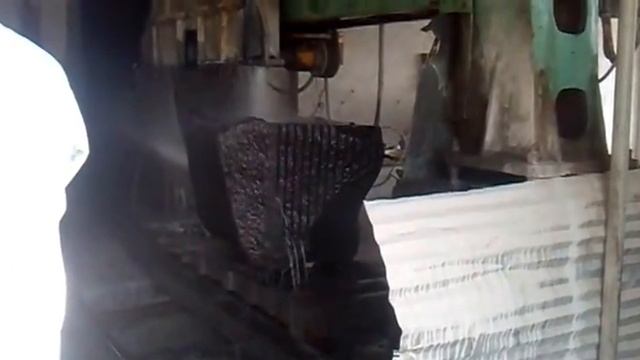 Gandhi / Nehru GRANITE CHAMARAJNAGAR 23032013043 смотреть онлайн