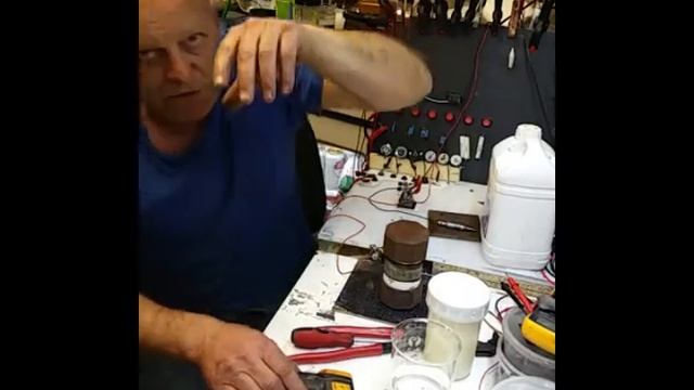 Hydrothermal Carbonisation My home made bench top AUTOCLAVE with DC Voltage смотреть онлайн