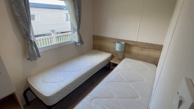 A fantastic 2 Bedroom ABI Trieste 36 x 12 Sited Near Skegness With Decking On A 12 Month Park смотреть онлайн