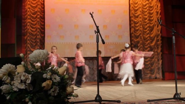 "Пестречинская Звездочка"Гала-Концерт, Хореогр. коллектив "Белэкэч", 7.03.17 смотреть онлайн