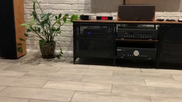 M2tech Young , Musical Fidelity M6si