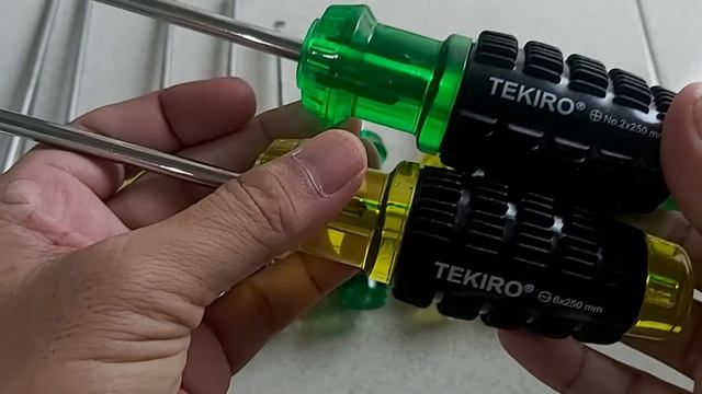 TEKIRO, "Melengkapi Koleksi Obeng Karet Saya 🤣 Semua Ukuran" смотреть онлайн