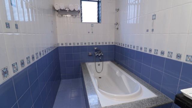 Aromiaa Villas :- Nature's Fragrance Around You -2012 смотреть онлайн