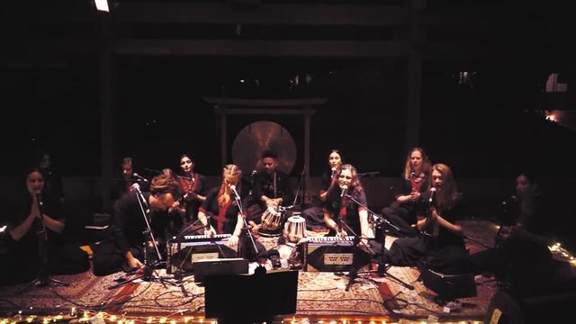 Tajdar-e-Haram | Ilahi Women's Qawwali | Tahir Faridi & Kash Qalandar смотреть онлайн