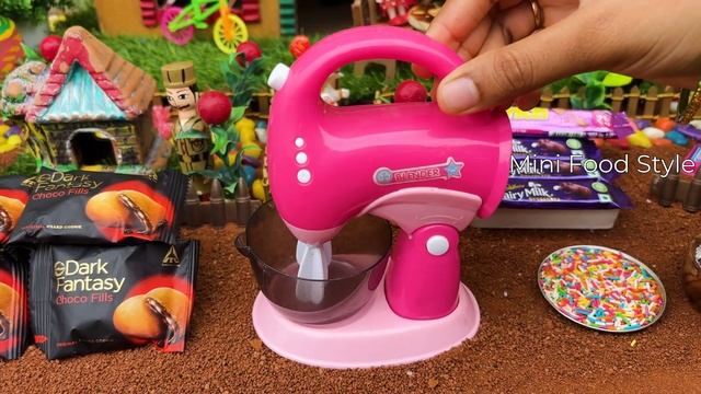 Miniature Dark Fantasy Milkshake | Dark Fantasy Biscuit Milkshake | Chocolate Milkshake | Mini Food смотреть онлайн