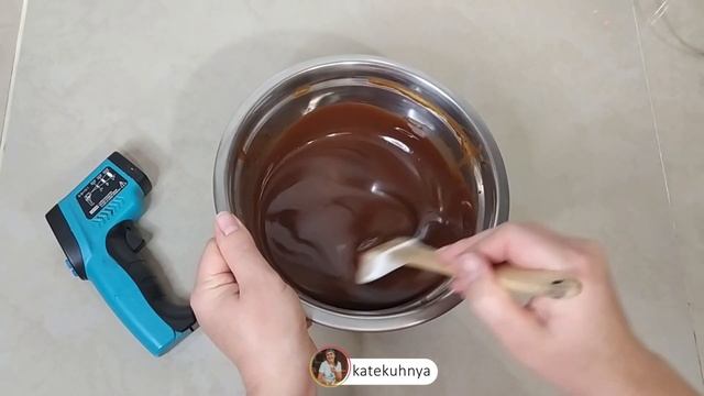 Шоколад з керобу | Шоколад без цукру | Шоколад своїми руками смотреть онлайн