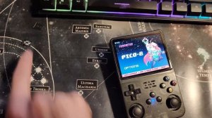 Консоль DATAFROG R36S виснет или уходит в вечную загрузку | Меняем прошивку и карты памяти