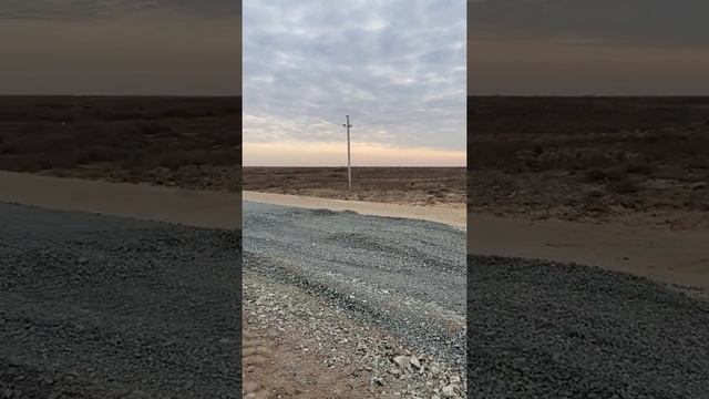 Устройство нижнего слоя основания толщиной 24см из щеберочно песчаной смеси С4 Пк 43+00 смотреть онлайн