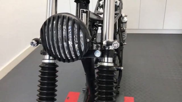 5144 High Quality Matt Black & Chrome Mini LED Motorbike Custom Retro Indicators смотреть онлайн