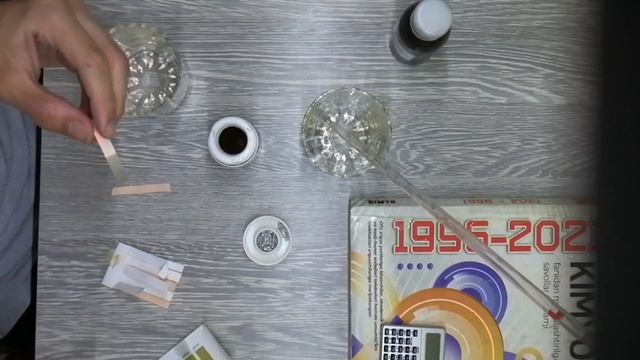 pH qiymatni aniqlash bo'yicha tajriba #chemistry смотреть онлайн