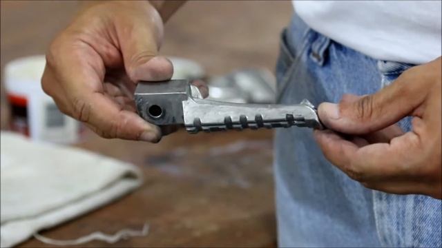 How To Polish Aluminum And Magnesium - Mothers Mag & Aluminium Polish