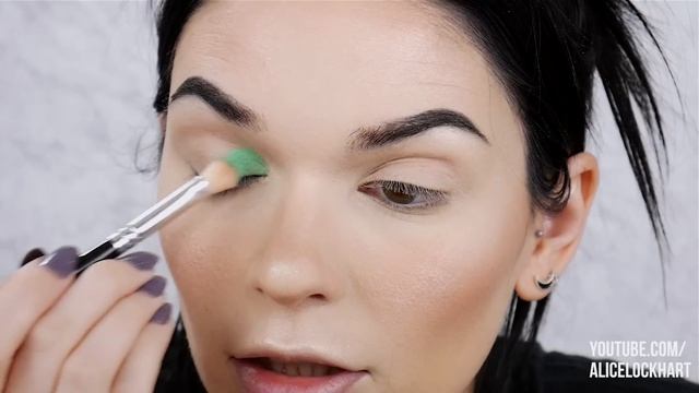 SPRING GOTH Pop Of Neon Green Tutorial смотреть онлайн