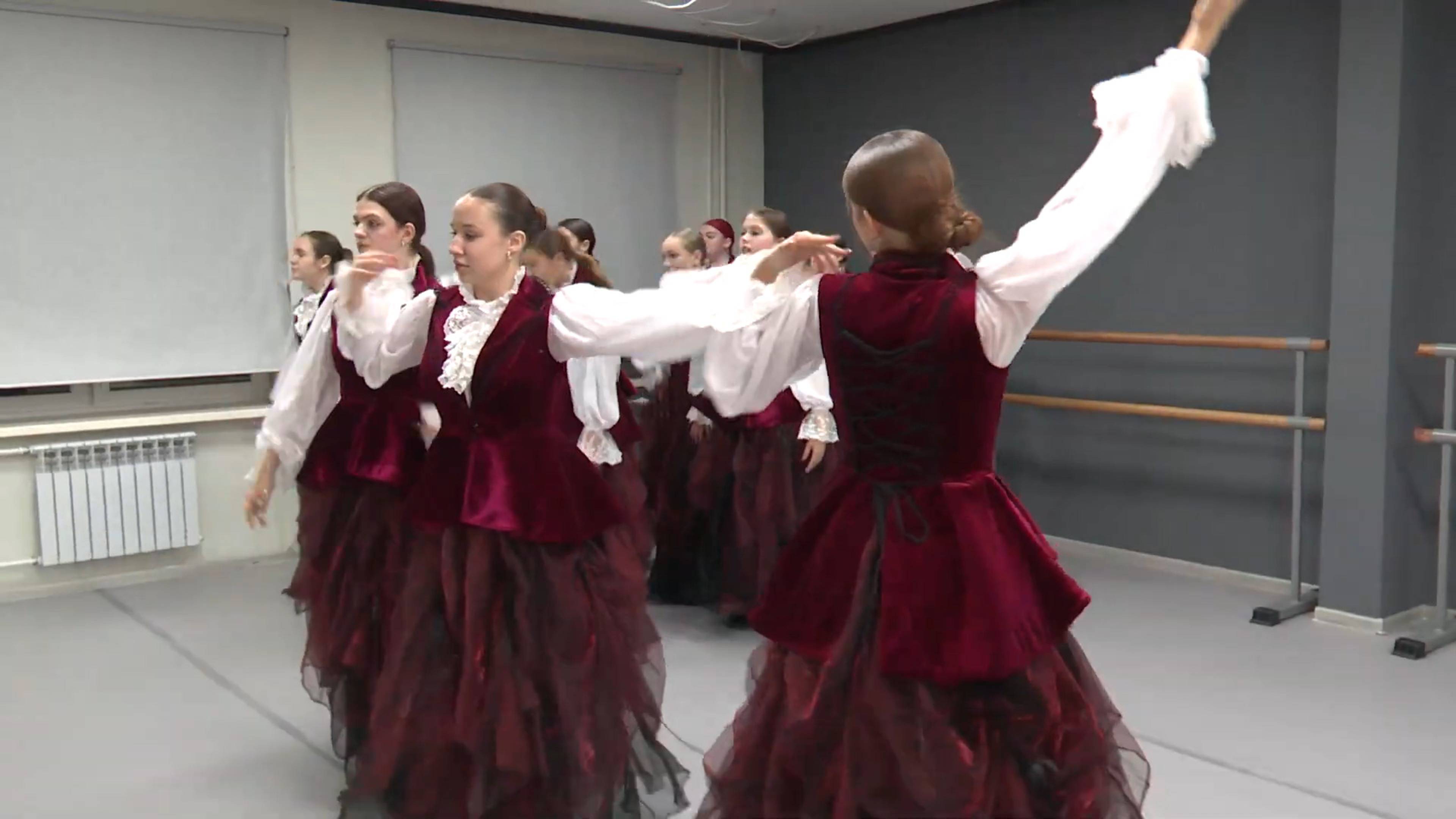 Коллектив из Реутова стал лучшим на международном конкурсе 14.11.2024 смотреть онлайн