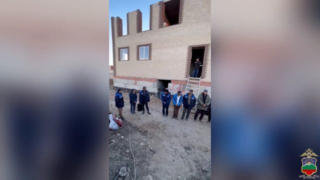 Сотрудники полиции МВД по Карачаево-Черкесской Республике задержали 9 нелегальных мигрантов смотреть онлайн