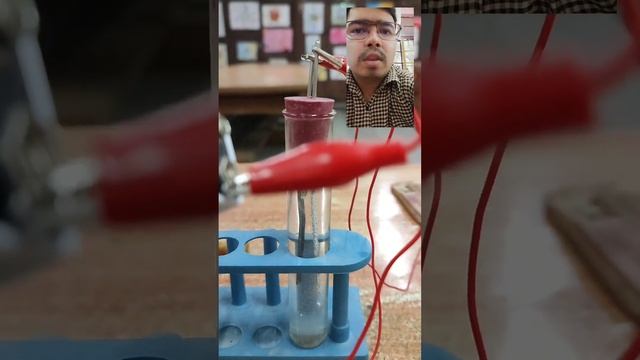 Class 10th synthesis of NaOH by chlor alkali process with memes. funny chemistry lab video 😂😂 смотреть онлайн