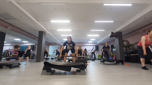 СИЛОВАЯ ТРЕНИРОВКА / ГРУППОВАЯ ТРЕНИРОВКА / BODY SCULPT / SUPER STRONG смотреть онлайн