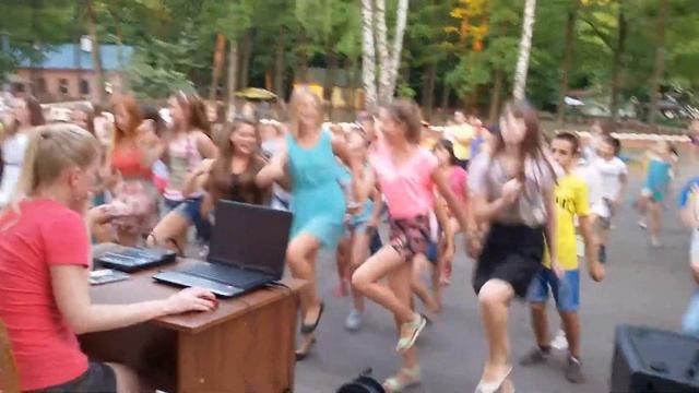 Танец на песню Белки смотреть онлайн