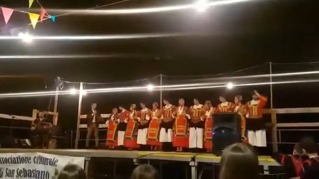 Gruppo folk Montanaru Desulo смотреть онлайн