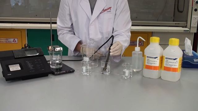 25 Calibrating and using a pH meter (Cantonese) смотреть онлайн