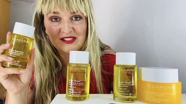 Review Of The Clarins Body Treatment Oils With Kelli Clifton | Clarins