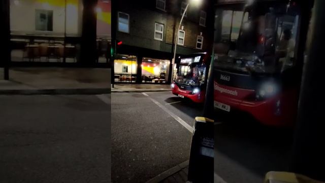 Road crossing system in London #road #crossing #london #indian смотреть онлайн