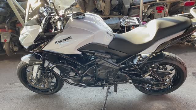 0307 - Kawasaki VERSYS 650A - JKALE650EFDA02593 смотреть онлайн