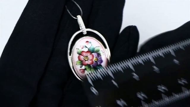 Серебряная подвеска Золотые узоры 96-03-0003-18 с цирконием и финифтью смотреть онлайн