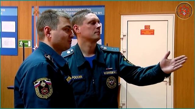 На линии огня. Спасатели Специального управления ФПС № 8 МЧС России смотреть онлайн