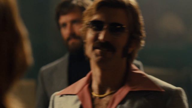 FREE FIRE - Extrait - Un conn*** international - VOST смотреть онлайн