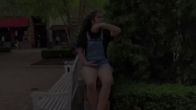 French II Alors On Danse - Stromae