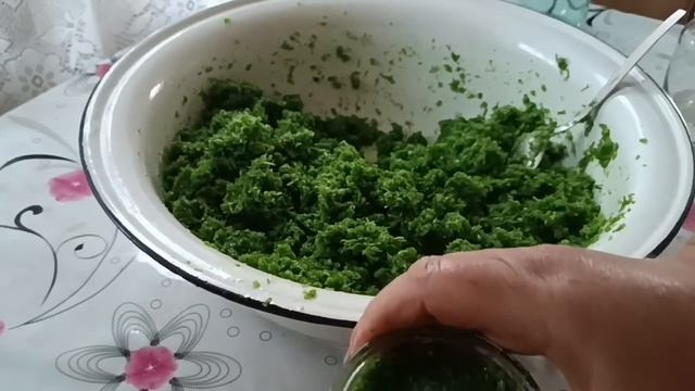 Паста из чесночных стрелок для бутербродов и не только, приправа, отличная закуска и т.д. смотреть онлайн
