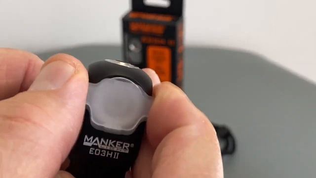 Manker E03H II Mini EDC Winkel Kopf Taschenlampe