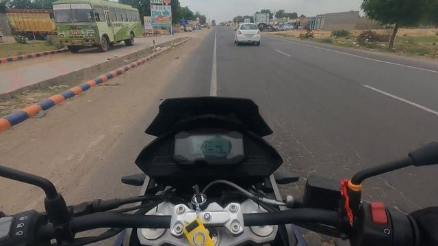 Mount Abu to Jaisalmer /BMW ke saath first riding finished / Mr. Deora смотреть онлайн