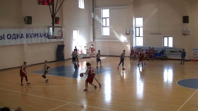 Мытищи - Орбита 2003 62:51 (2-я четверть) смотреть онлайн