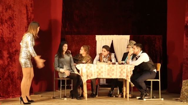 Мішель Фермо: Двері Грюкають (коледж мистецтв) смотреть онлайн