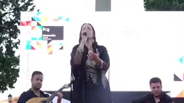 Fado Alfama - Por Raquel Maria