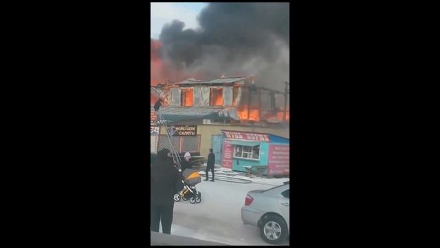 Горит кафе "Караван" в Сотниково смотреть онлайн