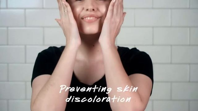 How To Use Clearly Corrective Dark Spot Solution смотреть онлайн