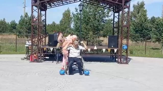 «Цирк уехал, клоуны остались» смотреть онлайн