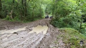 Мотоцикл Урал по бездорожью, купаемся в грязи 2