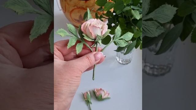 розы из декоративной штукатурки Для декора