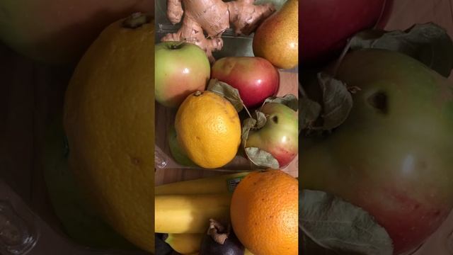 Цвета осени от бежевого до бордового и чёрного. Радуйтесь дарам осени. смотреть онлайн