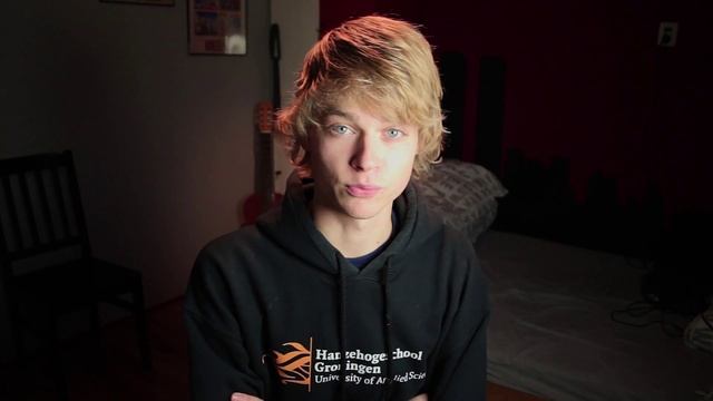 Angel's Questions смотреть онлайн