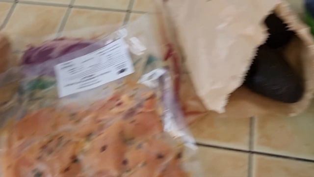 Вернулись в Прованс и понеслось. Французский воскресный рынок и золотая картошка. Прогулка с мужем смотреть онлайн
