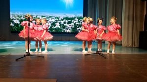 песня "выглянул солнышко из-за серых туч" апрельский бал г. Бердск 13.04.2024