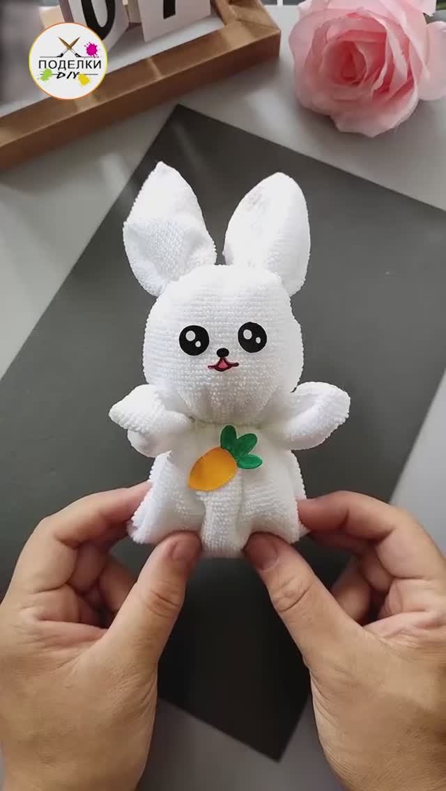 Зайчик из полотенца смотреть онлайн