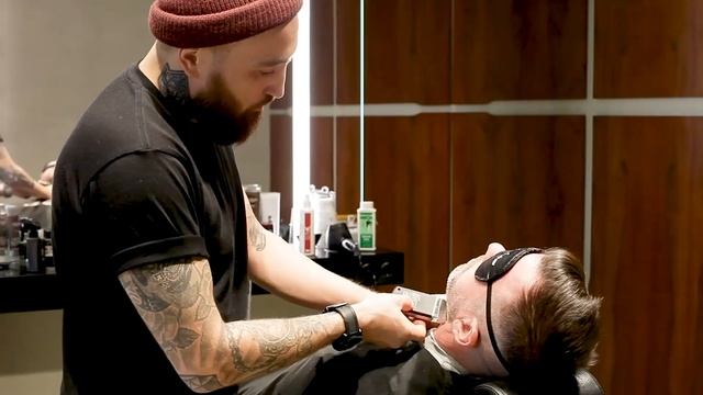 Флагманская Barberia на Патриках смотреть онлайн