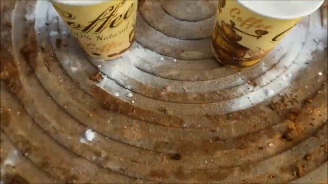 Простейший эксперимент с Колой и ментосом. смотреть онлайн